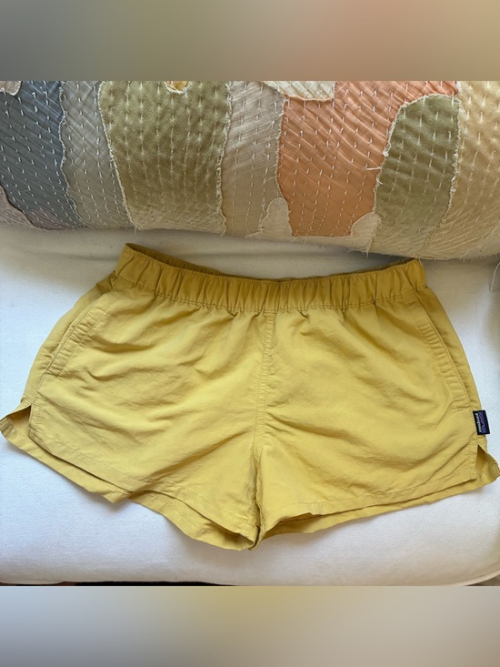 Patagonia Pants - PATAGONIA BAGGIES 2.5” SHORTS